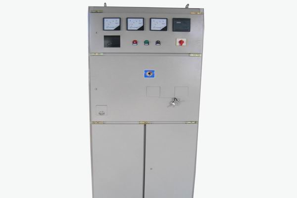 金银川路街道控制柜-使用3683控制柜前进行这些检查